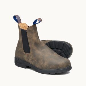 Blundstone 2223 Thermal Chelsea Boots Rustic Brown Sheepskin Lined Women’s 7.5